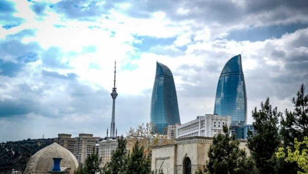 FAKTİKİ HAVA: Hazırda Bakıda güclü külək əsir