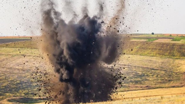 Cəbrayılda traktor MİNAYA DÜŞDÜ