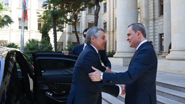 Ceyhun Bayramov ATƏT-in sədrini belə qarşıladı &ndash; FOTO