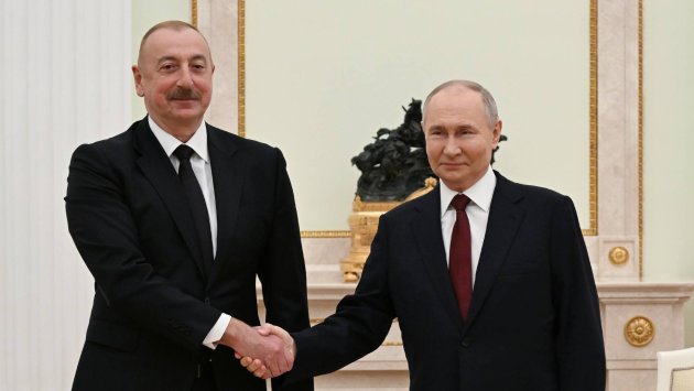 Vladimir Putin İlham Əliyevə ZƏNG ETDİ