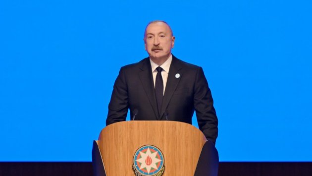İlham Əliyev: &ldquo;Emosiyalara qapılsaydıq, üçüncü Zəfər Tağı İrəvanın mərkəzində ucaldılardı" - VİDEO