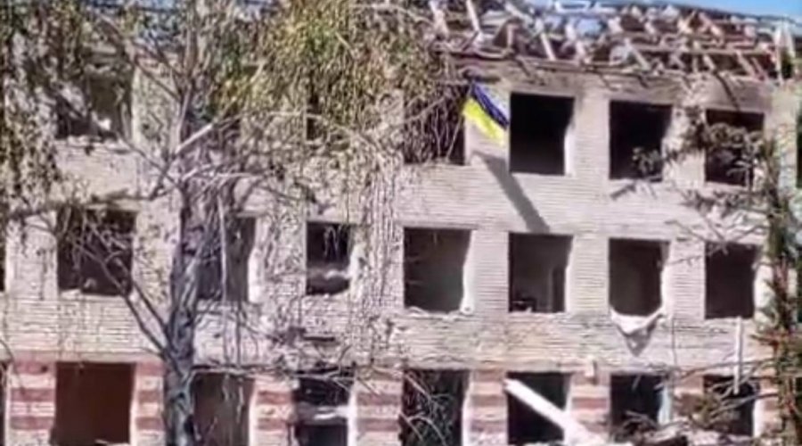 Ukrayna ordusu daha bir kəndi işğaldan azad etdi – VİDEO