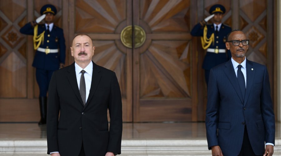 İlham Əliyev Ruanda Prezidentini belə qarşıladı – FOTO/VİDEO