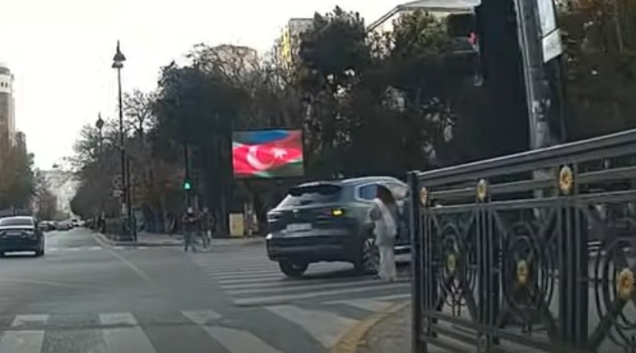Piyadaya yol verməyən sürücü saxlanıldı &ndash; VİDEO