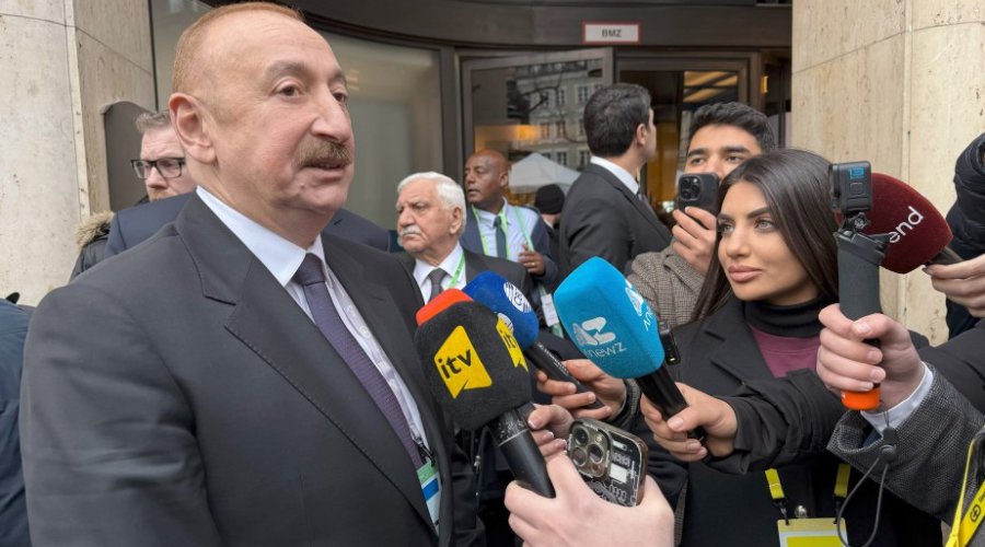 Prezident Münxendə yerli televiziya kanallarına müsahibə verdi - YENİLƏNİB/VİDEO