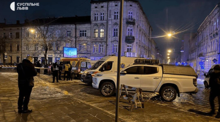 Rusiya Lvova zərbə endirdi - Ölən və yaralananlar var - FOTO/VİDEO