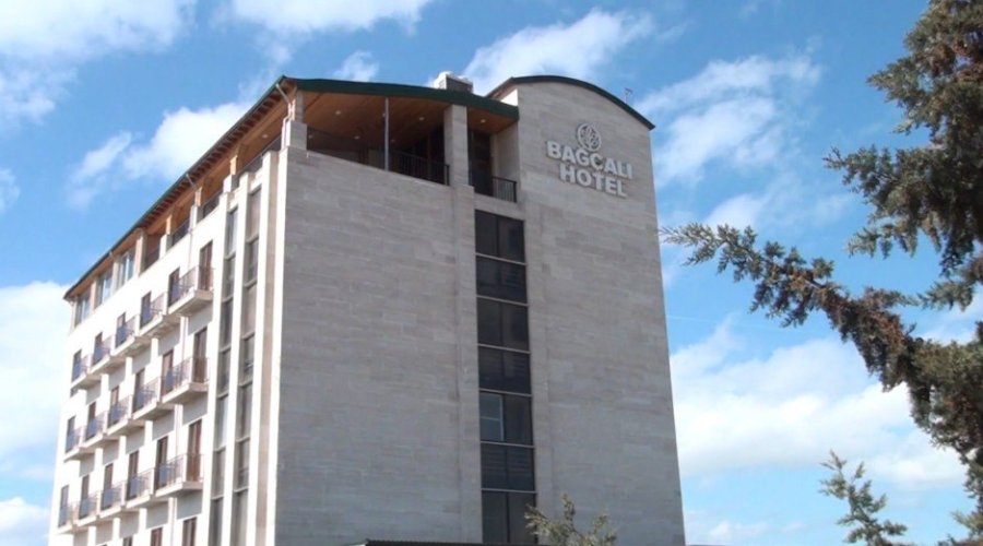 Şabranda məşhur otelin fəaliyyəti dayandırıldı &ndash; FOTO/VİDEO